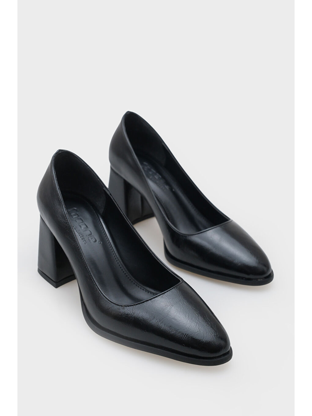 Siyah Penni Yuvarlak Burunlu Orta Topuklu Günlük Kadın Topuklu Ayakkabı-1