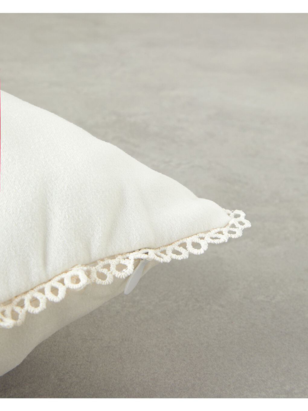 Zairan Punch Nakışlı Dekoratif Kırlent 33x50 cm Ekru-3