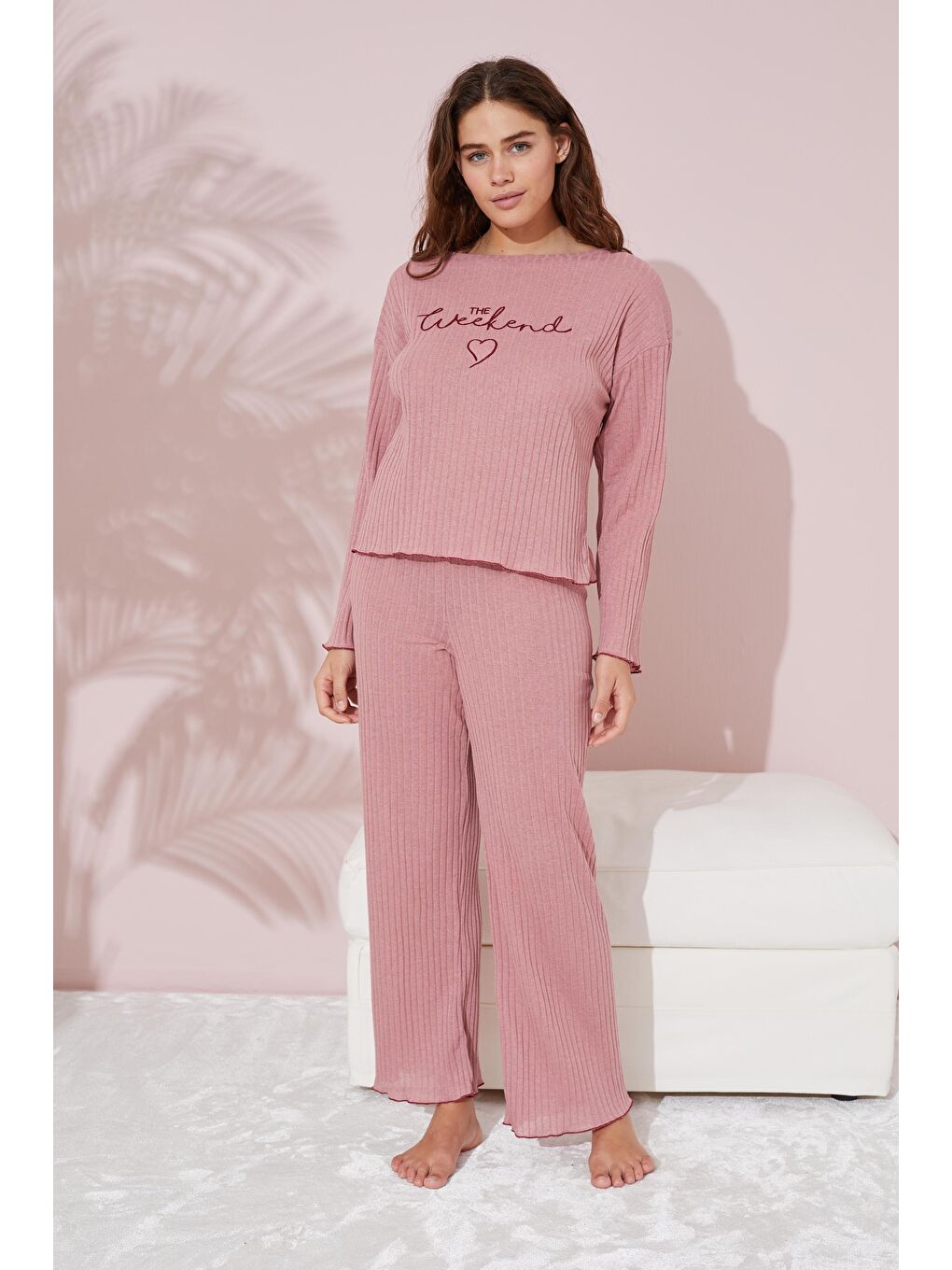 Pembe Pudra Mevsimlik İnce Pamuklu Nakışlı Pijama Takım