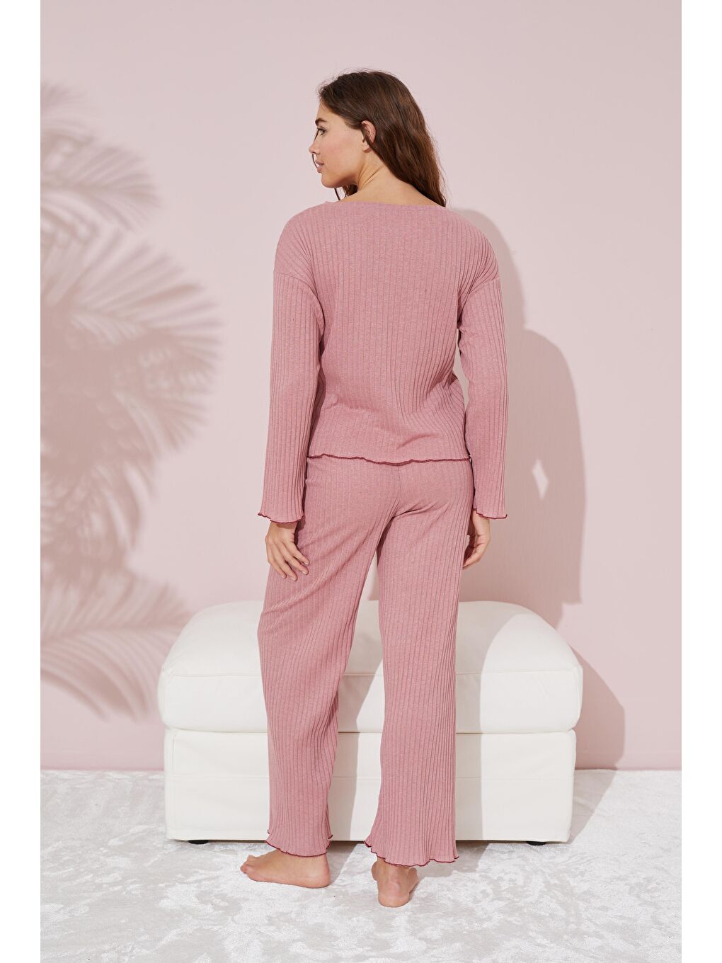 Pembe Pudra Mevsimlik İnce Pamuklu Nakışlı Pijama Takım-1