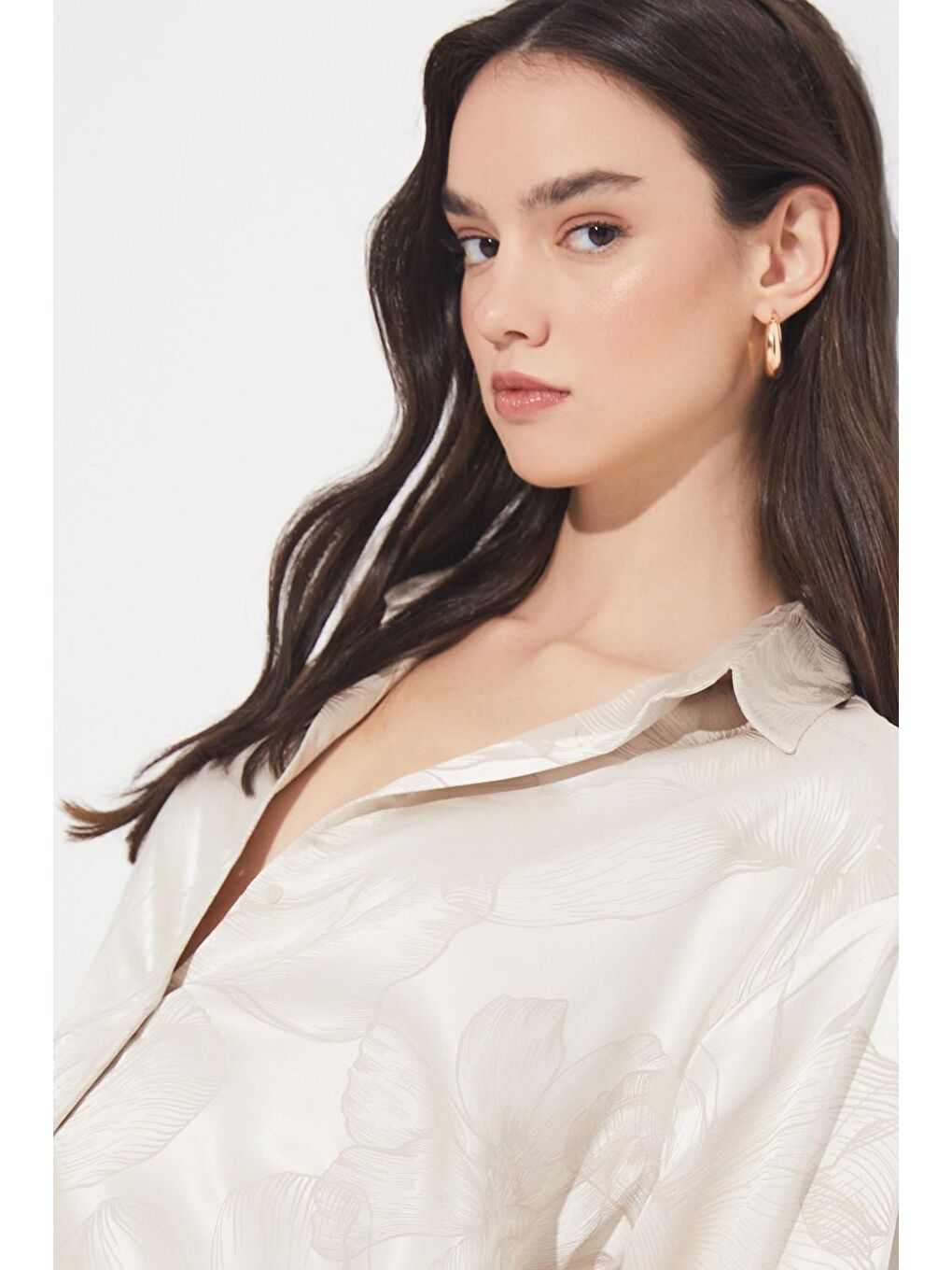 Bej Kadın Exclusive Boyfriend/Geniş Kalıp Rayon Karışımlı Kendinden Desenli Gömlek