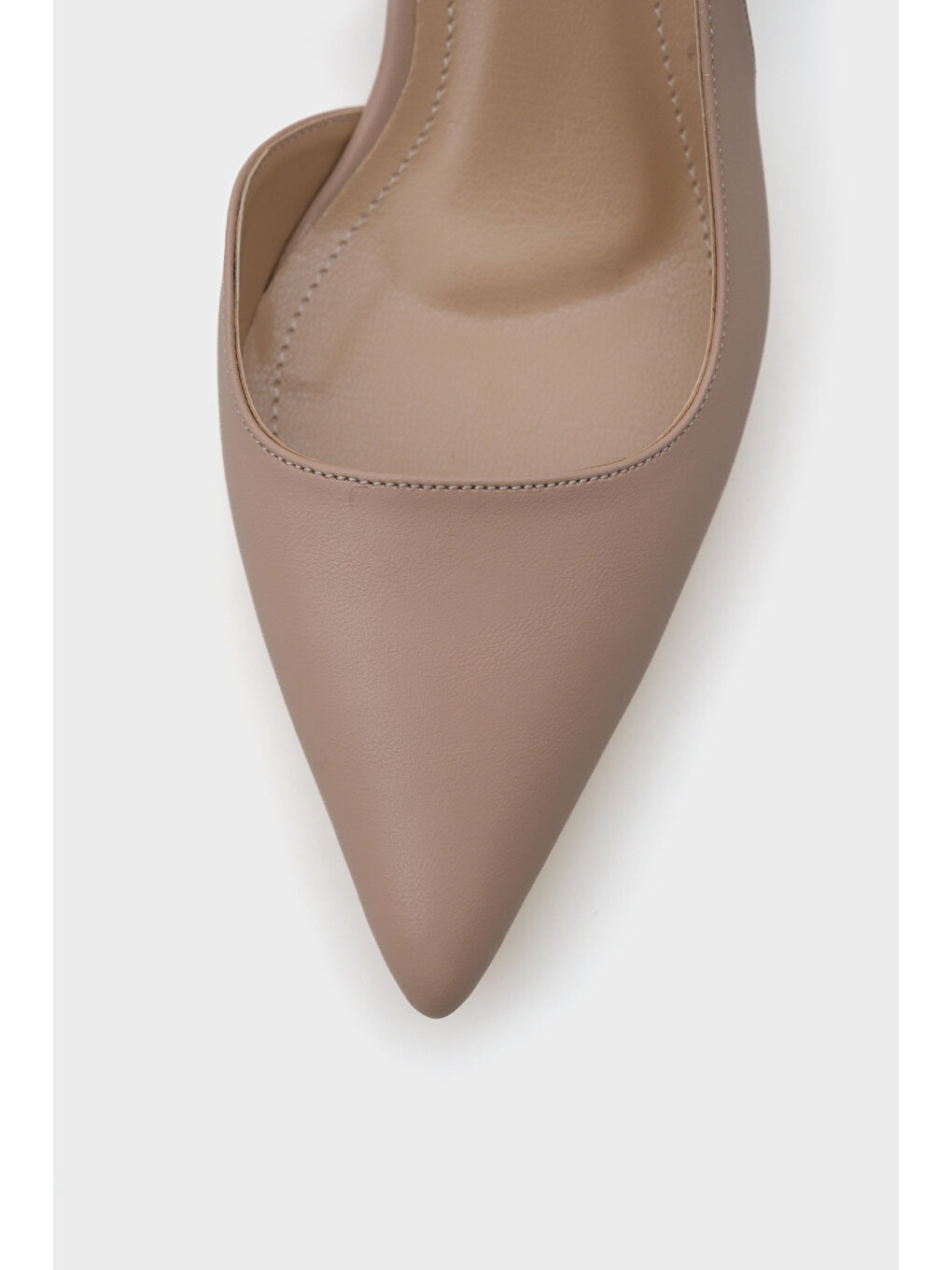 Bej Perla Orta Topuklu Bilekten Bantlı Sivri Burunlu Kadın Ayakkabı-2
