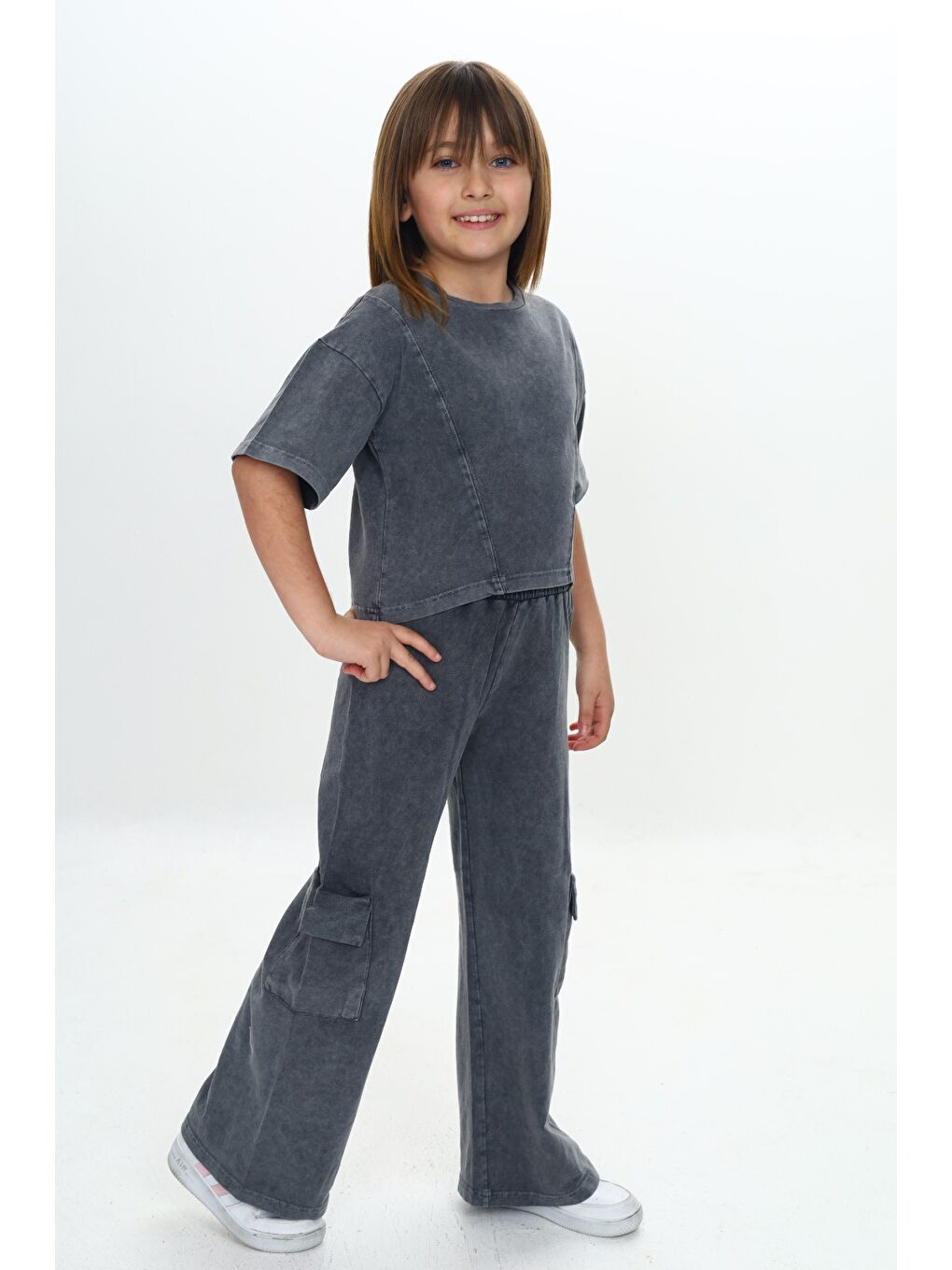 Antrasit Kız Çocuk Yıkamalı Crop Eşofman Takım-2