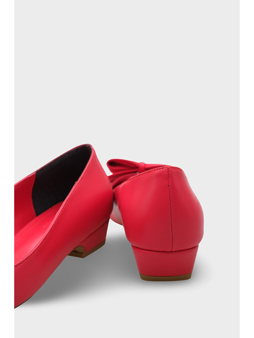 Kırmızı Helaina Kısa Topuklu Fiyonklu Kadın Ayakkabı-3