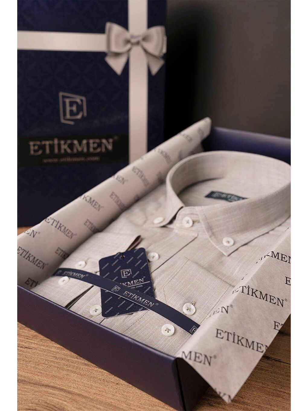 Kahverengi Sütlü Kahve Yaka Düğmeli Keten Görünümlü Erkek %100 Pamuk Gömlek-3