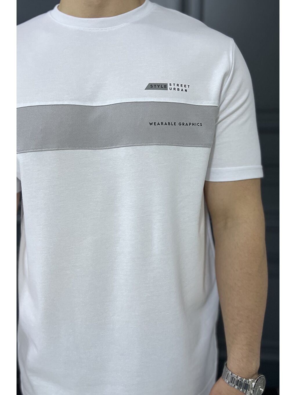 Beyaz Erkek Bisiklet Yaka Baskılı Tişört-2