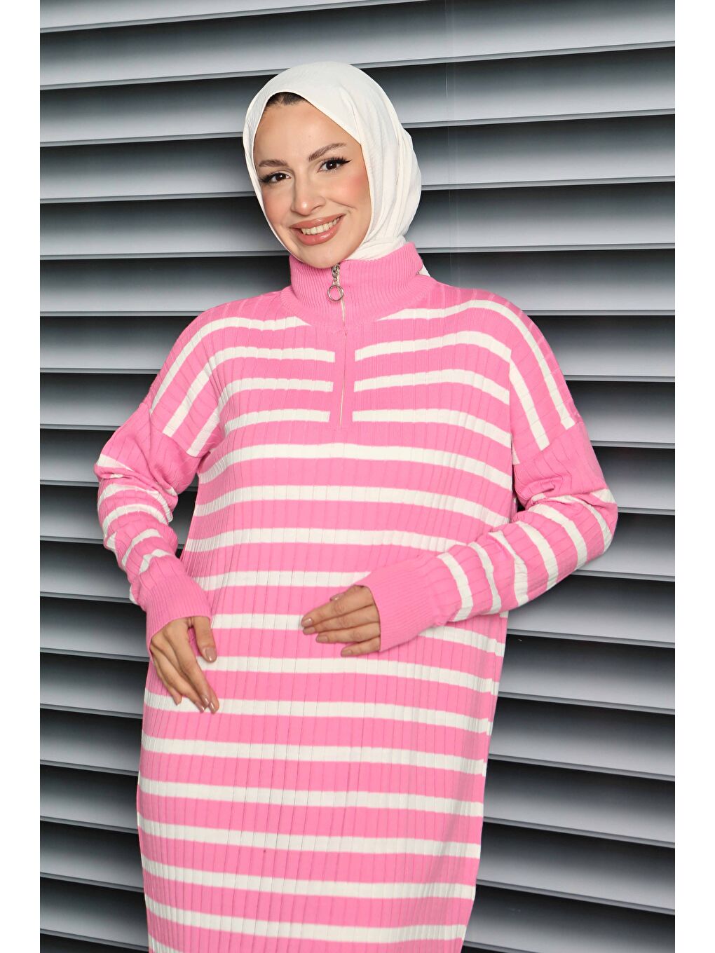 Fermuarlı Çizgili Triko Elbise Pembe - 27931-PEMBE-2