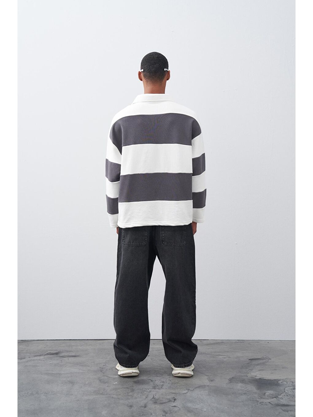 Gri Füme Polo Yaka Oversize Şeritli Sweatshirt-2