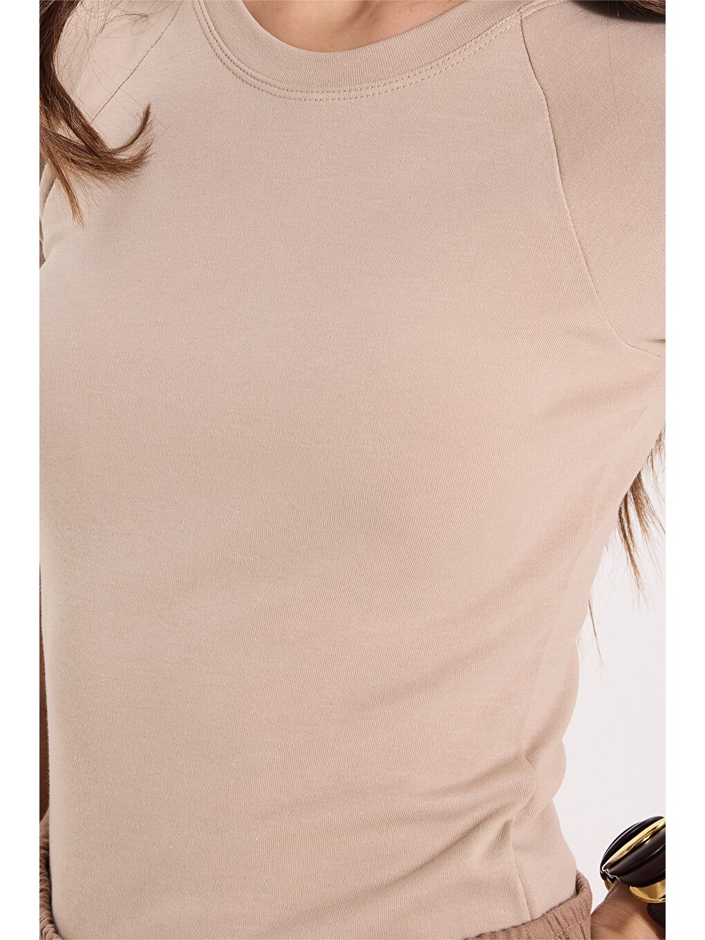 Bej Kadın Slim Fit Dar Kesim Bisiklet Yaka Reglan Kol %100 Pamuk Taş Renk Tişört Bluz-3