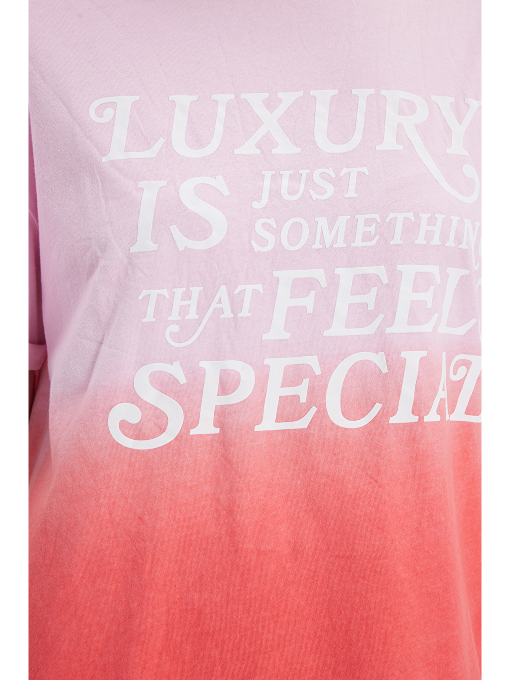 Kadın Slim Fit Dar Kesim %100 Pamuk Bisiklet Yaka Kısa Kollu Baskılı Pembe Tişört-4