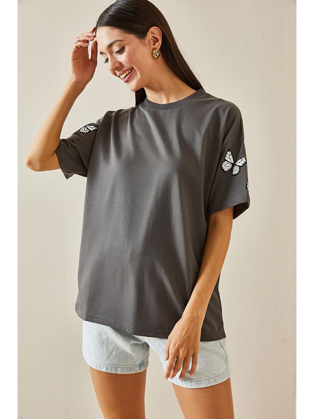 Antrasit Bisiklet Yaka Baskılı Oversize Tişört-2