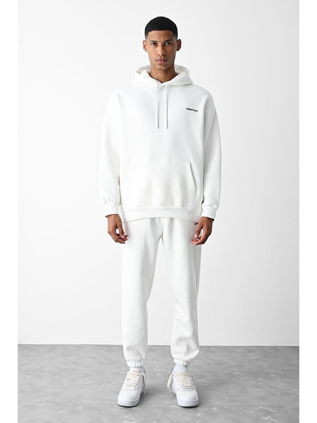 Ekru Yazı Detaylı Oversize Eşofman Takımı