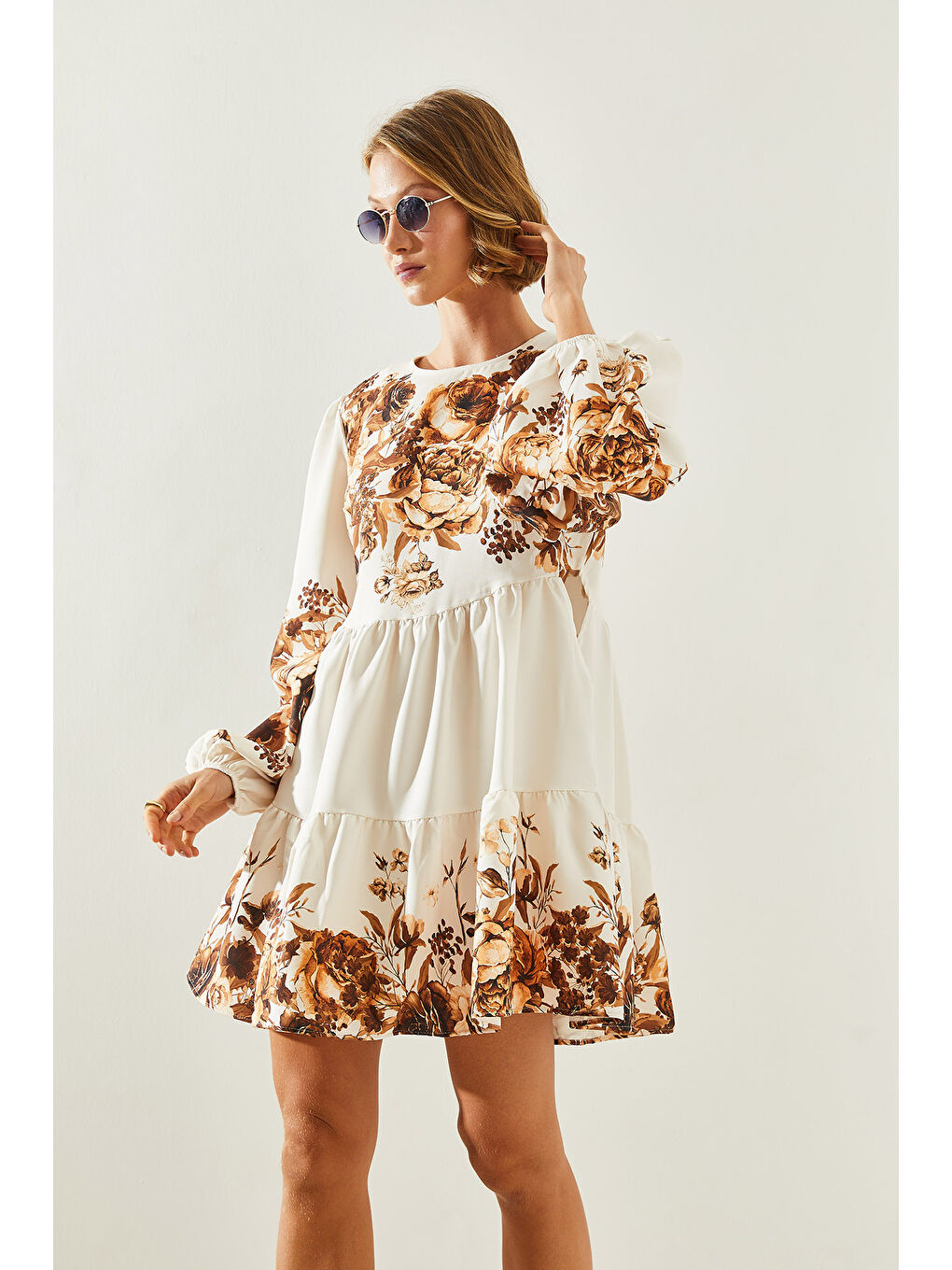 Bej Kadın Desenli Beli Dekolte Detaylı Elbise-5