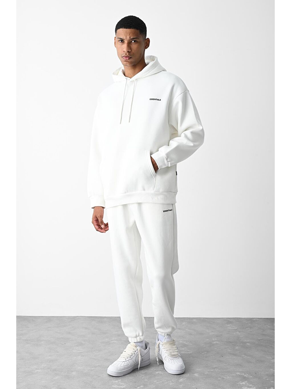 Ekru Yazı Detaylı Oversize Eşofman Takımı-3