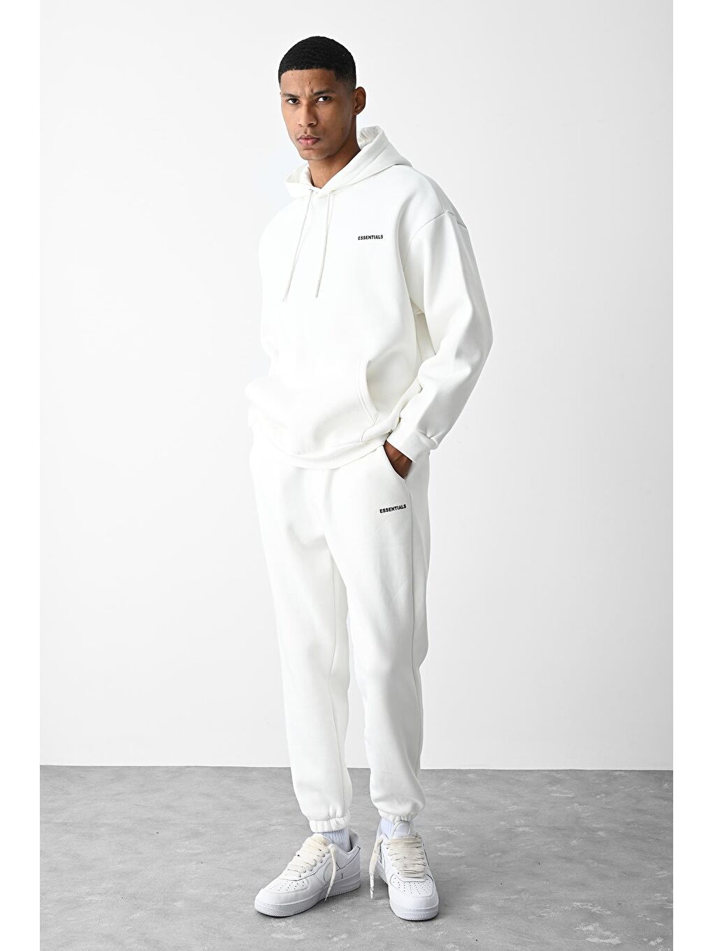 Ekru Yazı Detaylı Oversize Eşofman Takımı-4