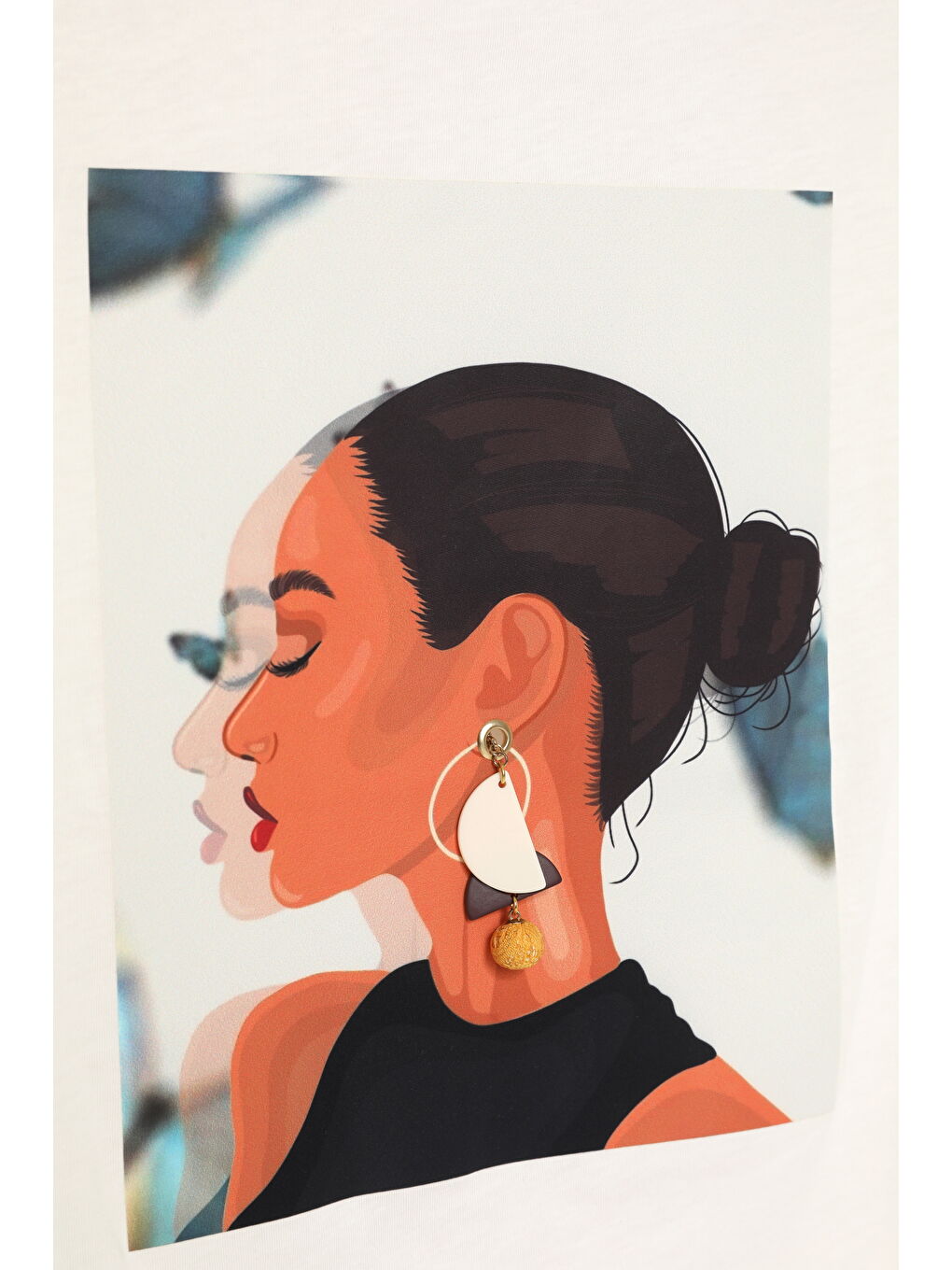 Portre Baskılı Yan Yırtmaçlı Oversize Tişört Ekru-1