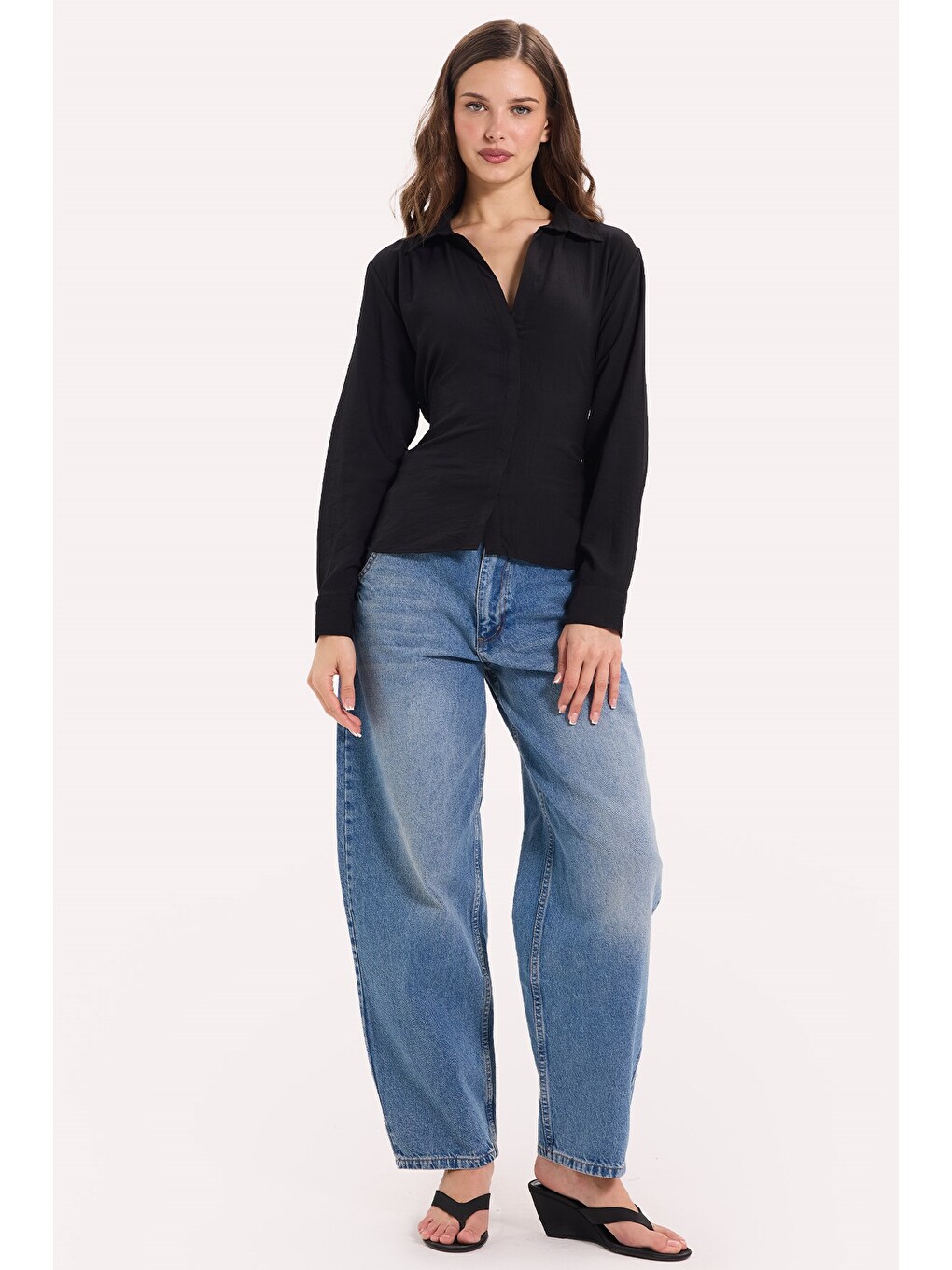 Kadın Slim Fit Dar Kesim Bel Ve Sırt Bağlamalı Siyah Gömlek-1