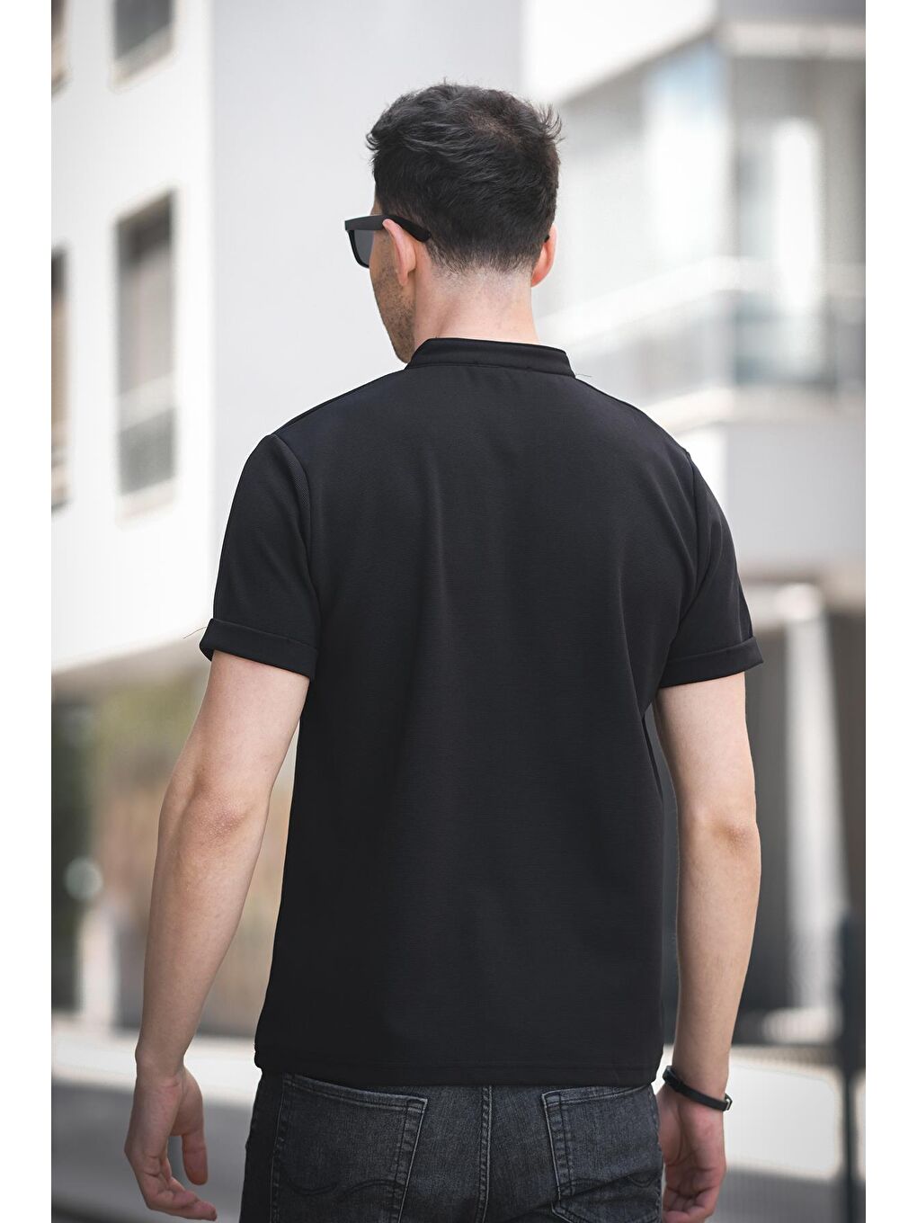 Siyah Cole Slim Fit Esnek Elastanlı Yarım Düğmeli Kısa Kol Hakim Yaka Erkek Tişört-3