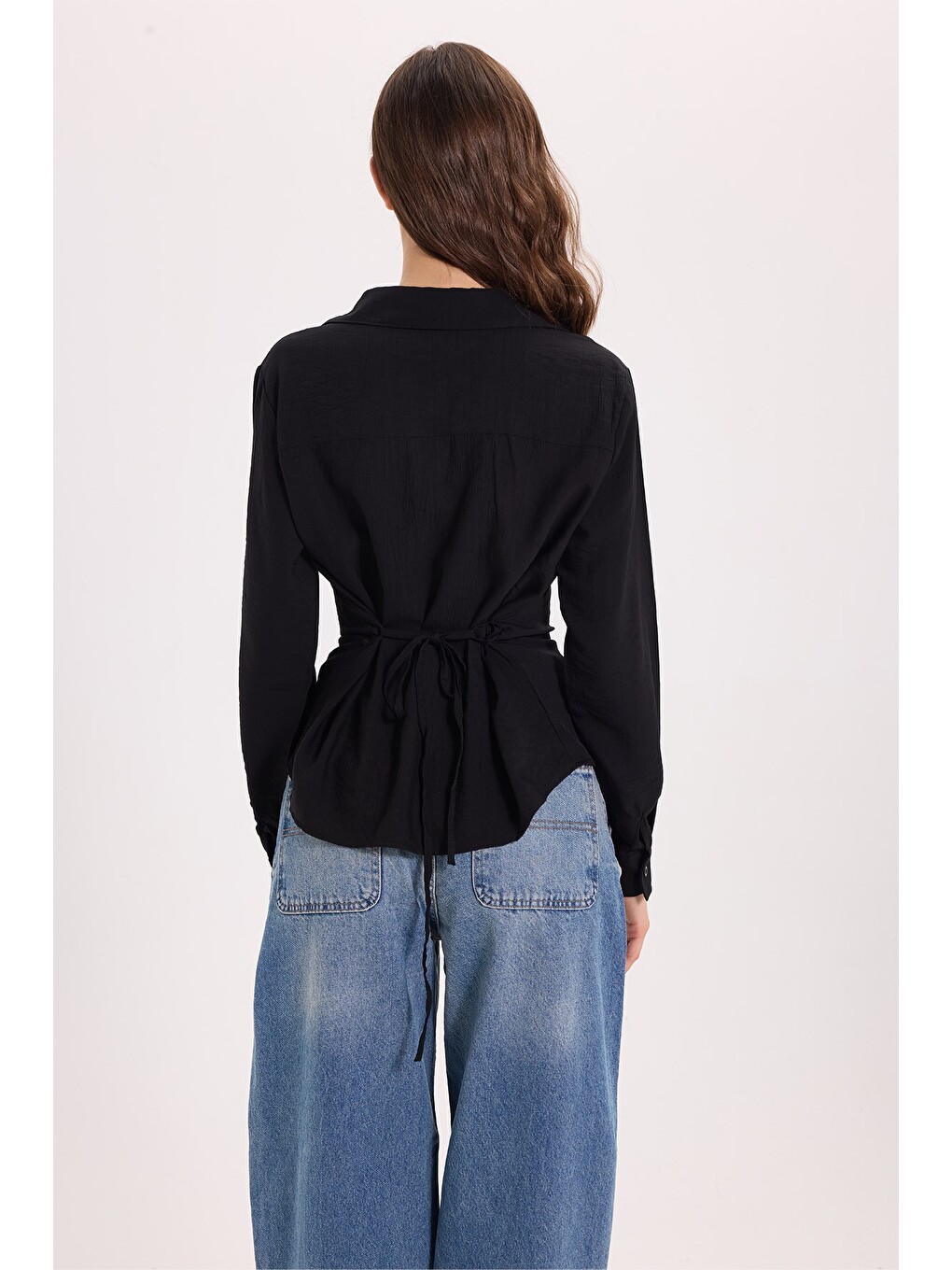 Kadın Slim Fit Dar Kesim Bel Ve Sırt Bağlamalı Siyah Gömlek-8