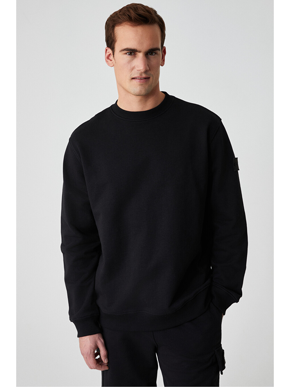 Ollıe Erkek Bisiklet Yaka Regular Uzun Kollu Nakış Detaylı Siyah Sweatshirt-3