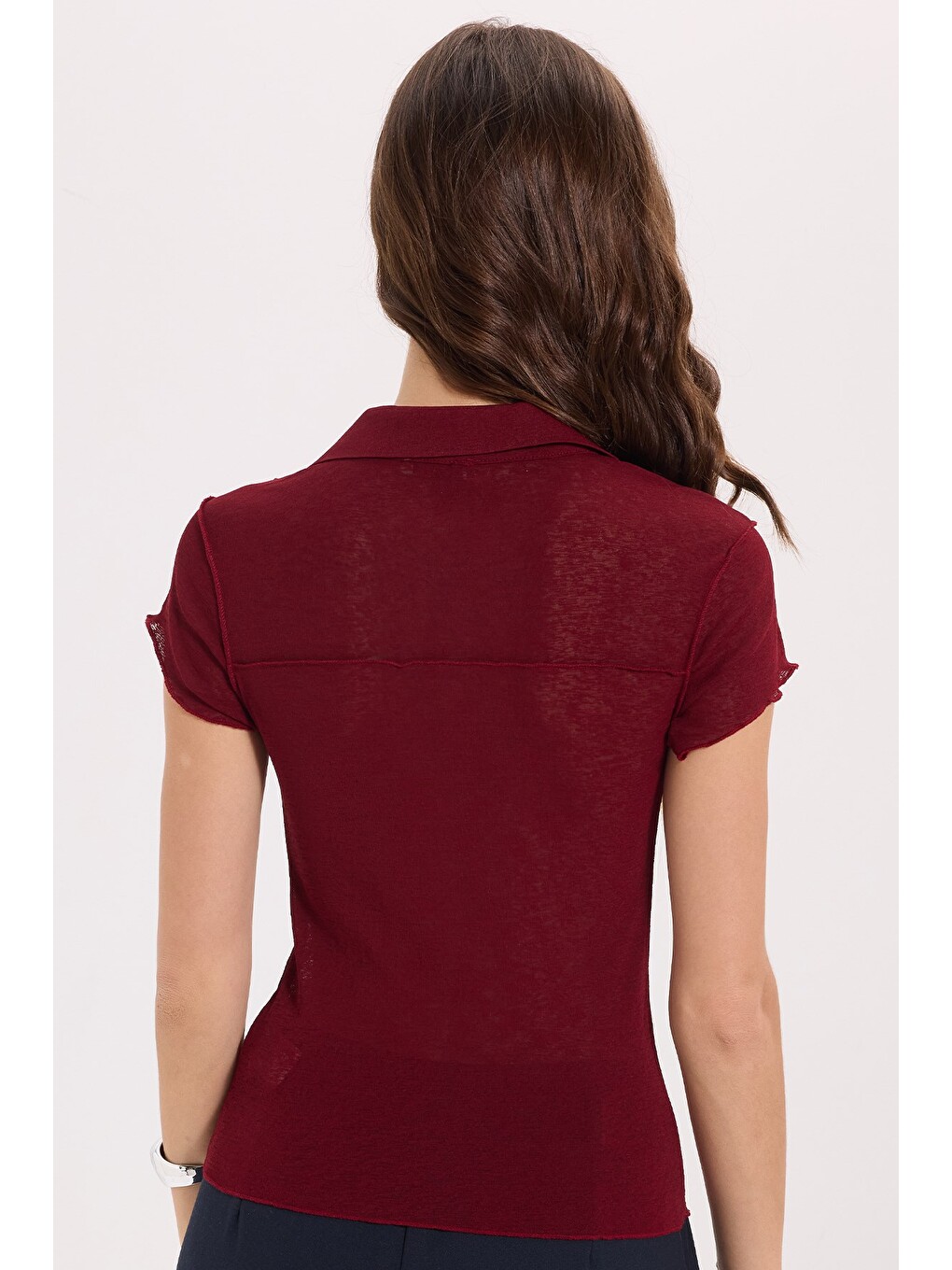 Kadın Slim Fit Dar Kesim Kısa Kollu Dikiş Detaylı Dokulu Düğmeli Bordo Bluz Gömlek-6