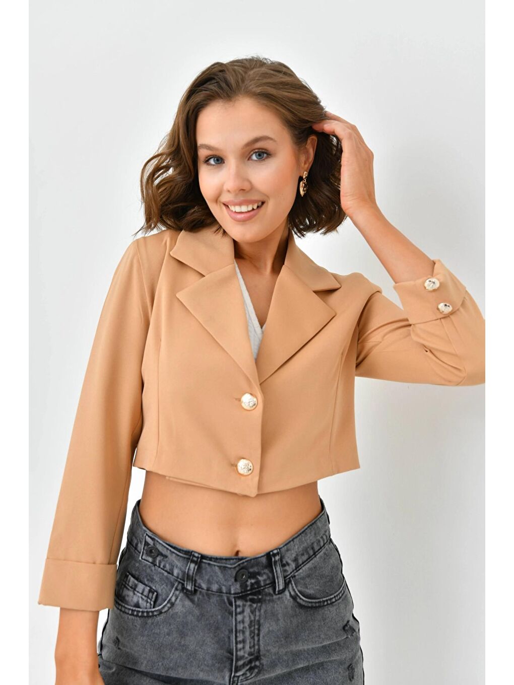 Kahverengi Kadın Kahve Düğme Detay Crop Ceket-2