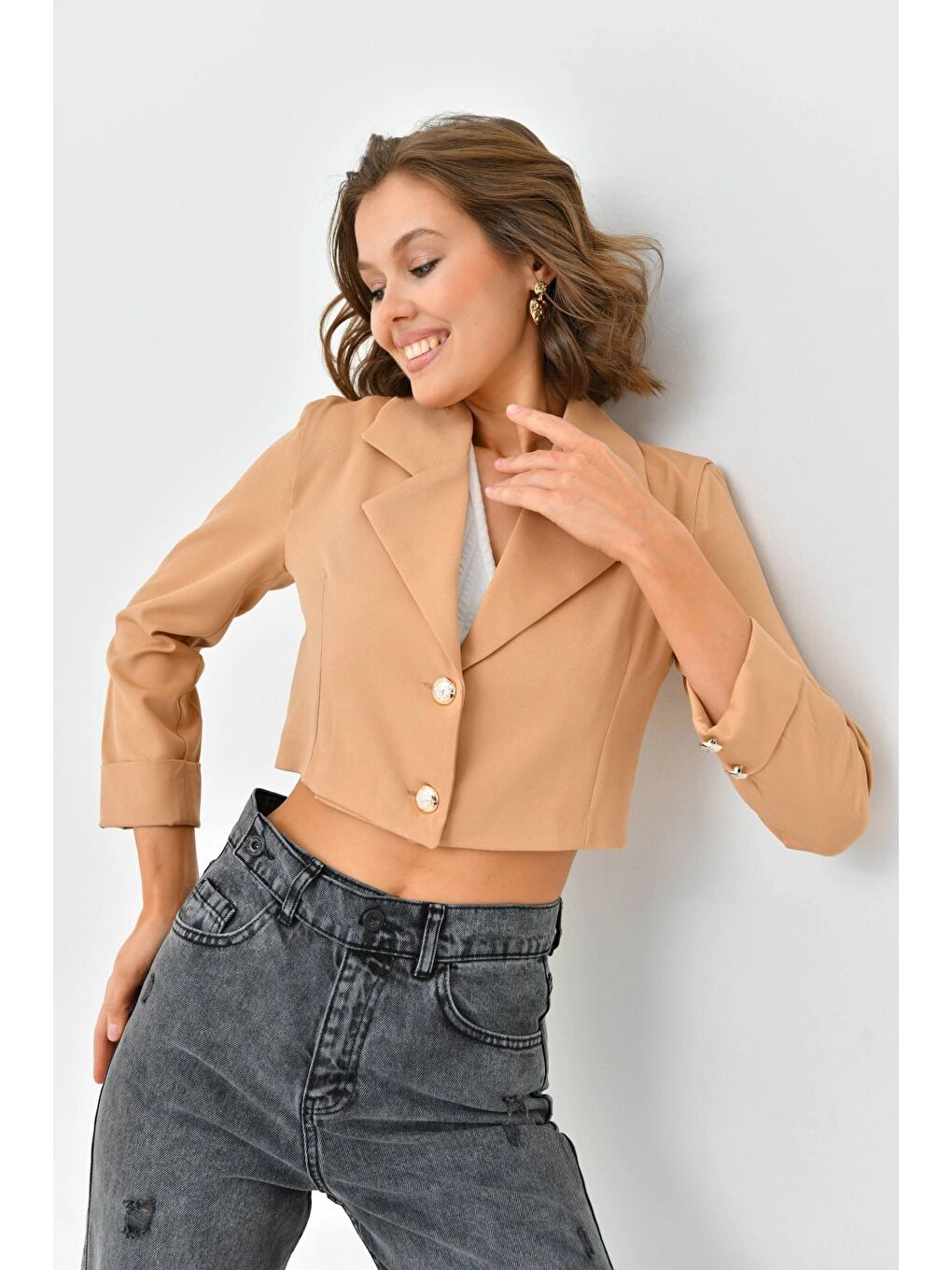 Kahverengi Kadın Kahve Düğme Detay Crop Ceket-3