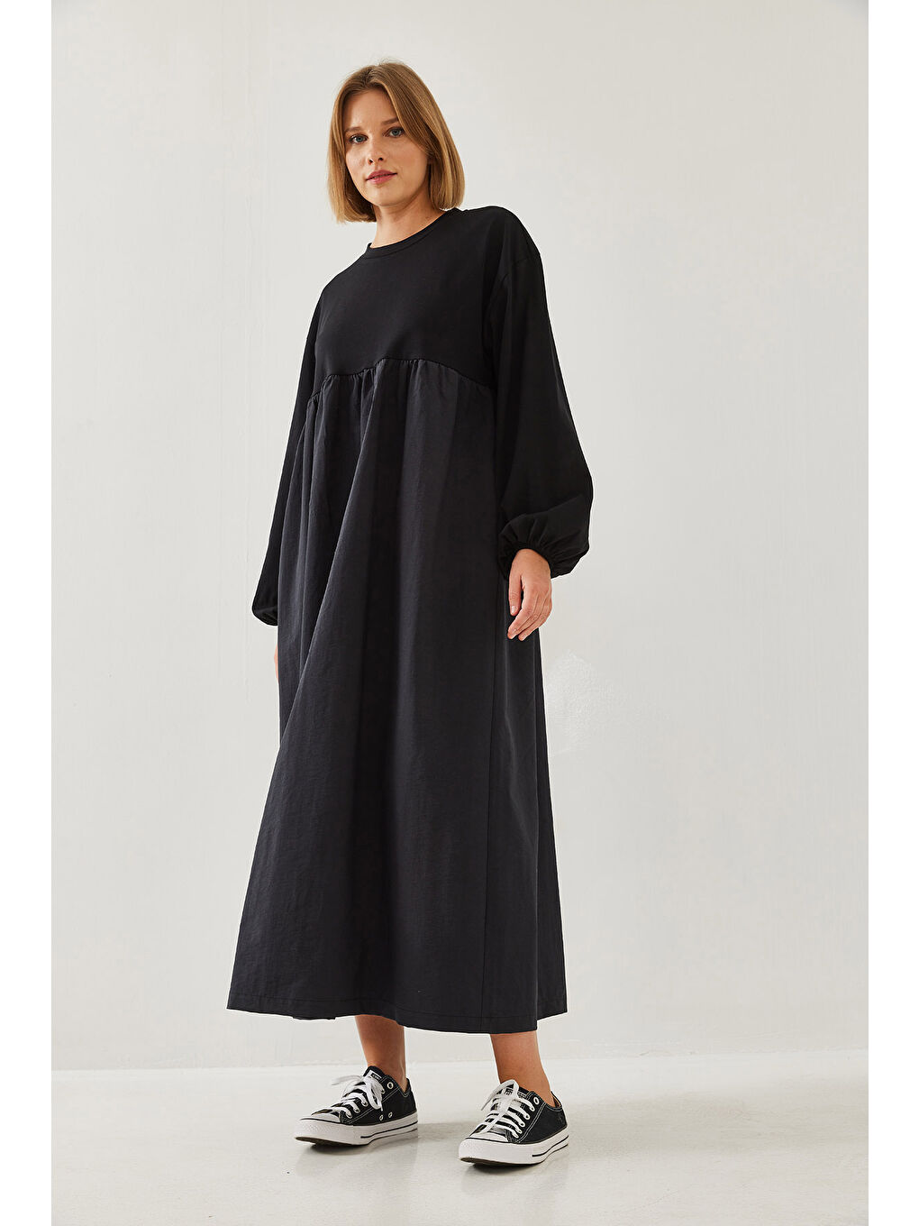 Siyah Kadın Parçalı Kloş Elbise-1