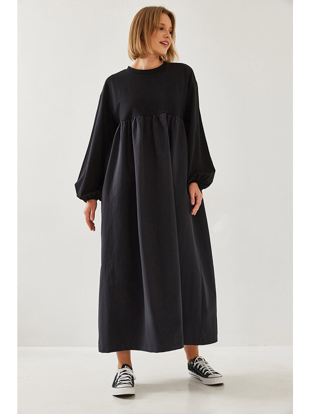 Siyah Kadın Parçalı Kloş Elbise-2