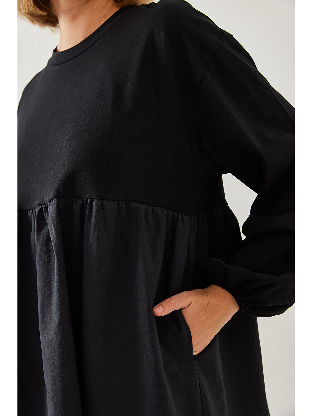 Siyah Kadın Parçalı Kloş Elbise-3