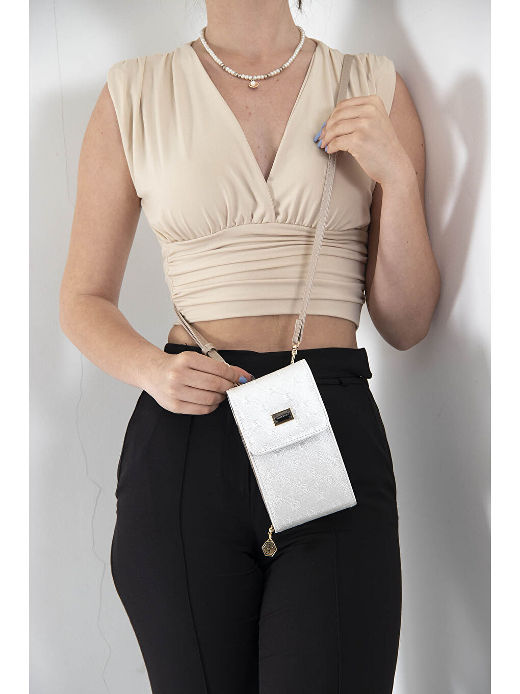 Kadın Beyaz Telefon Çantası 889-40155 BAYAN CÜZDAN M46 SEDEF-MAT S.NUT-4