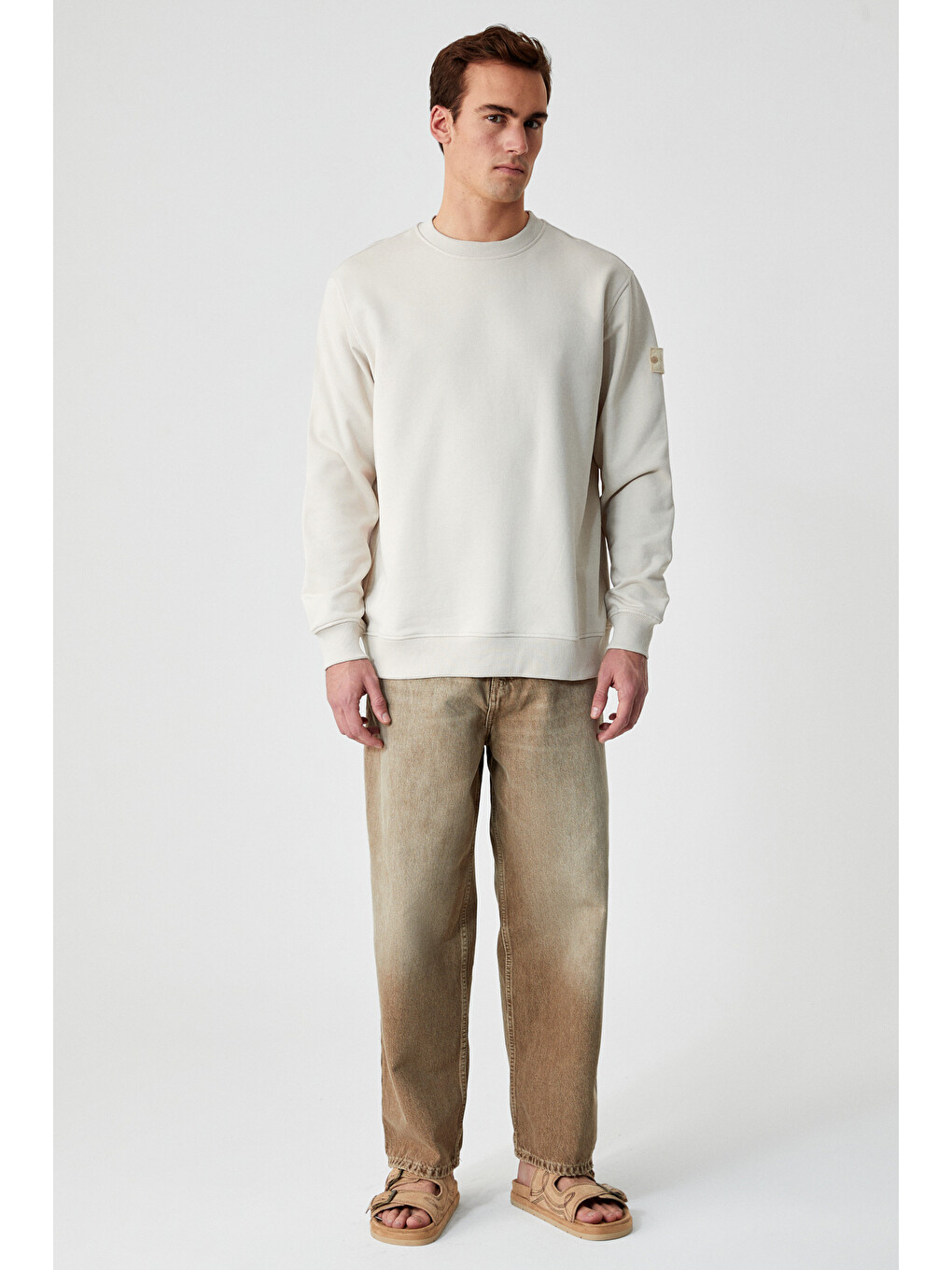 Ollıe Erkek Bisiklet Yaka Regular Uzun Kollu Nakış Detaylı Bej Sweatshirt-1