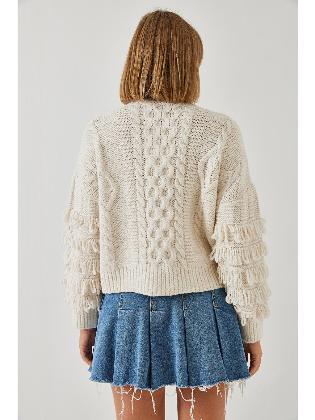 Ekru Kadın Saç Örgülü Saçaklı Triko Kazak-5