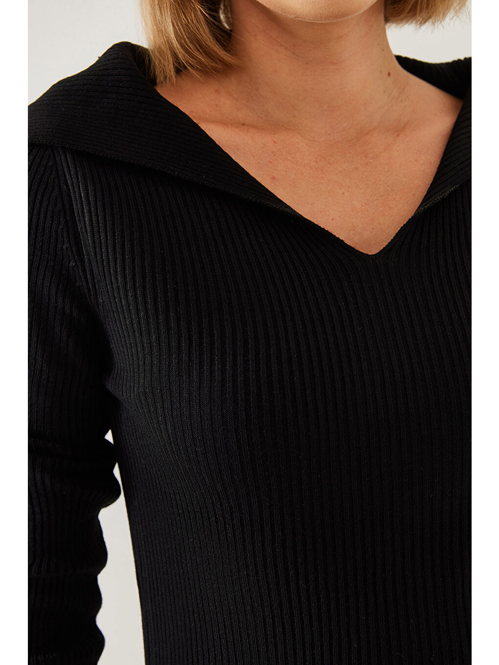 Siyah Kadın Şal Yaka Triko Kazak-2