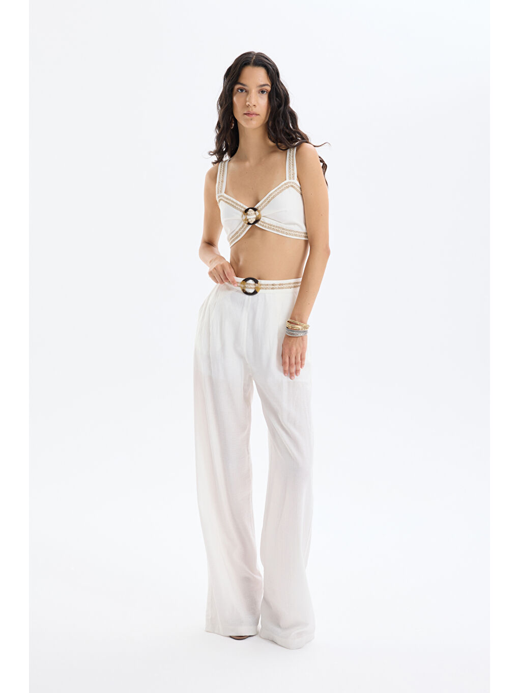 Toka Aksesuarlı Beli Nakışlı Bol Paça Pantolon Ekru-2