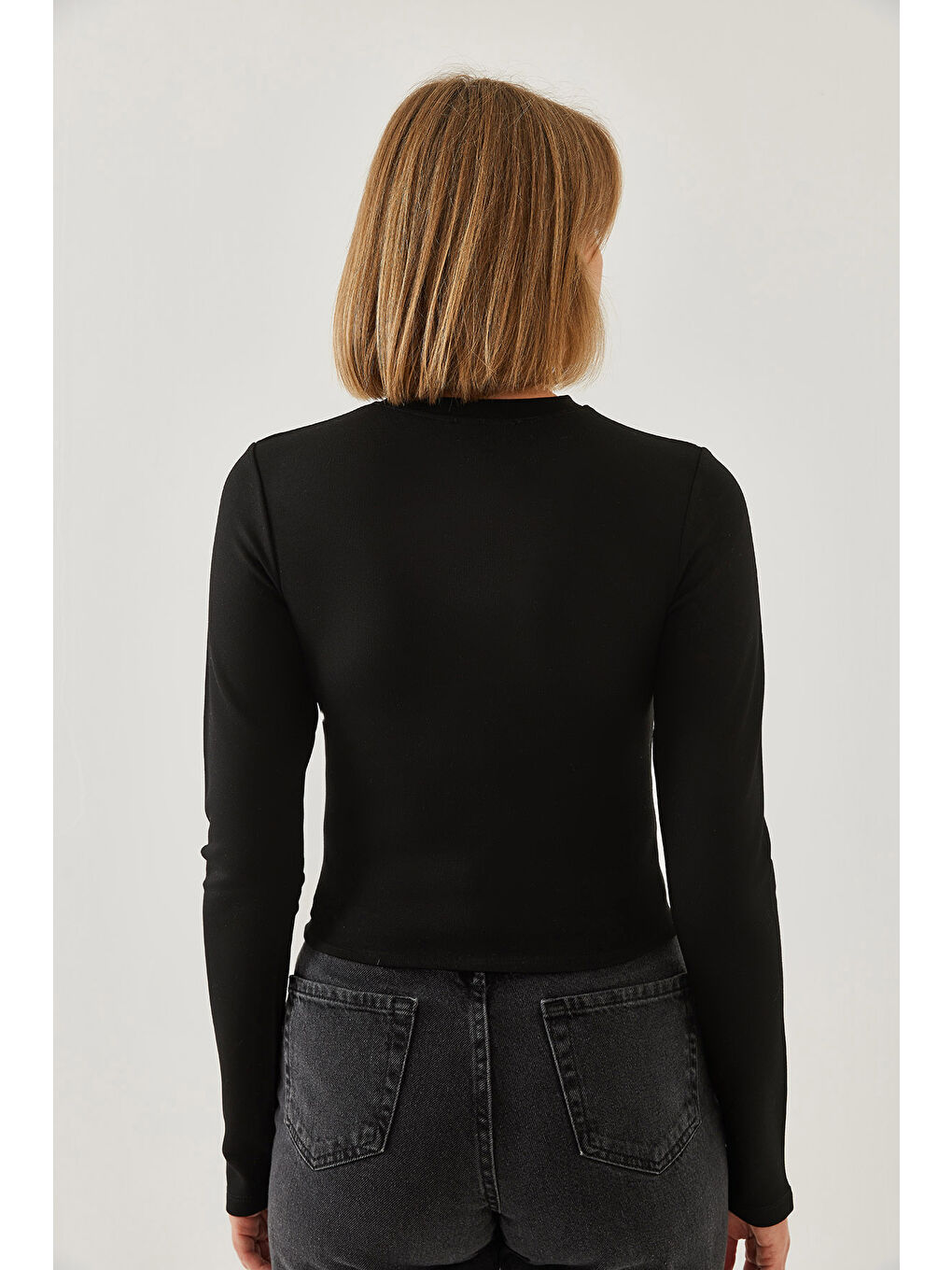 Siyah Kadın Düğme Desenli Asimetrik Kesim Bluz-1