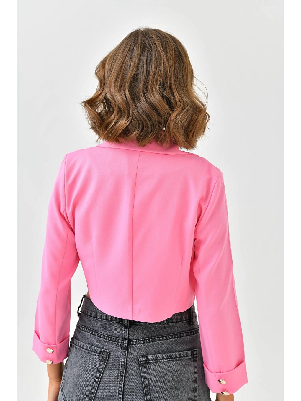 Parkkaron Pembe Kadın Pembe Düğme Detay Crop Blazer Ceket - 4