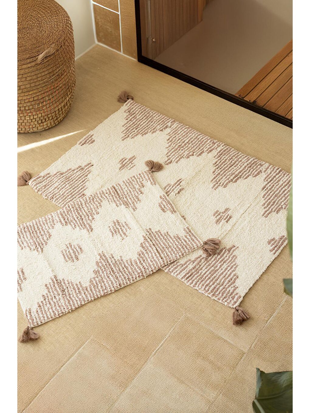 Kahverengi MISTIC PUSKULLU BANYO PASPASI 40x60 + 60x90 KAHVERENGİ-2