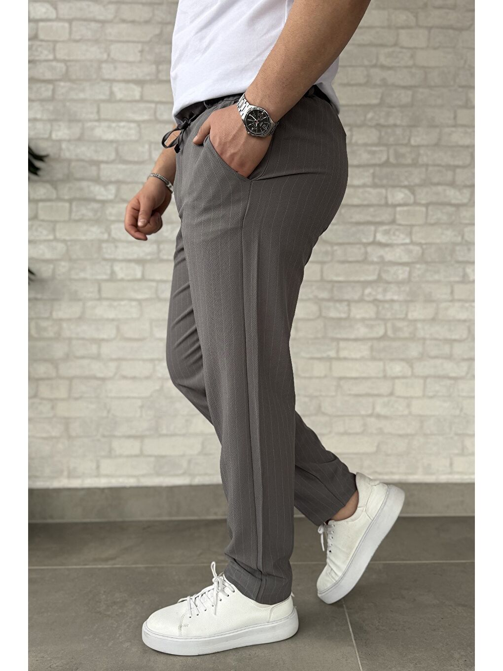 Gri Bel Bağlamalı Çizgi Desenli Duble Paça Erkek Pantolon-1