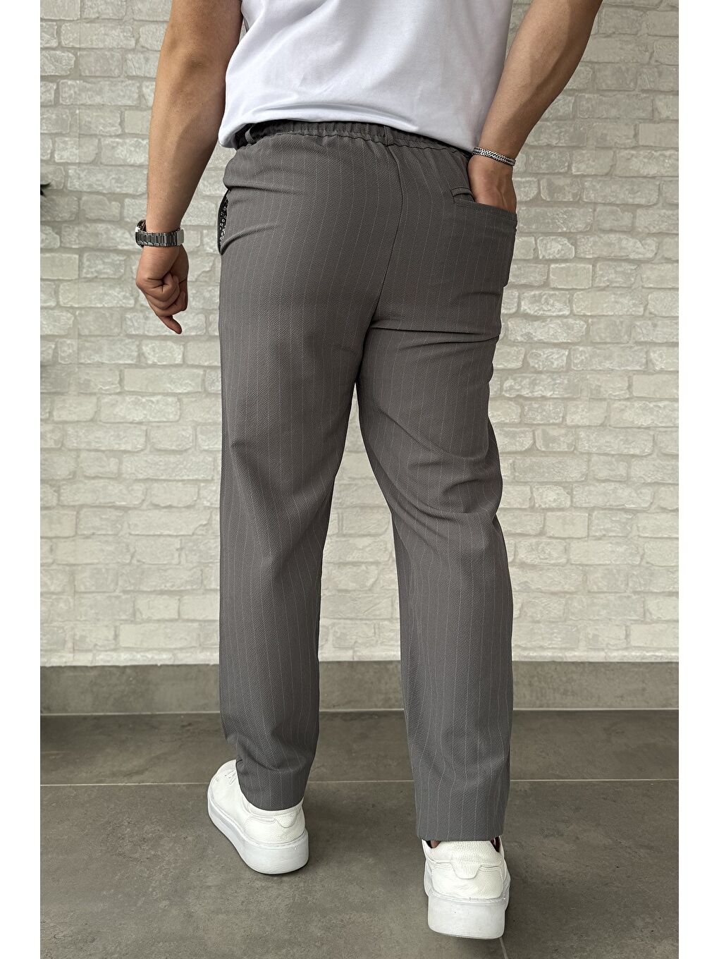Gri Bel Bağlamalı Çizgi Desenli Duble Paça Erkek Pantolon-2