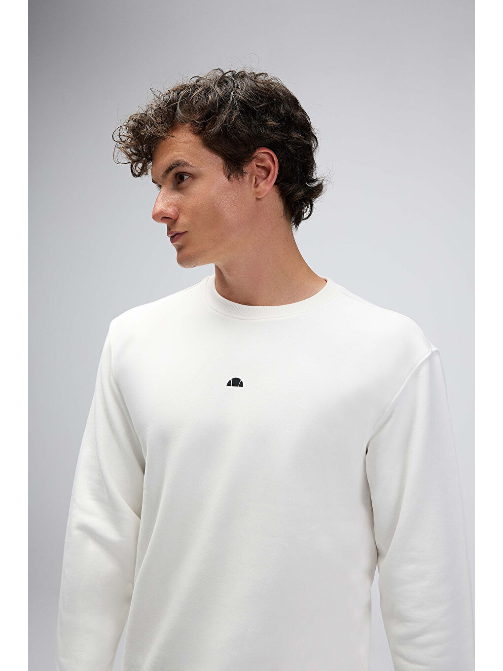 Beyaz Pamuklu Regular Fit Bisiklet Yaka Logolu Sweat EM556-OF-1