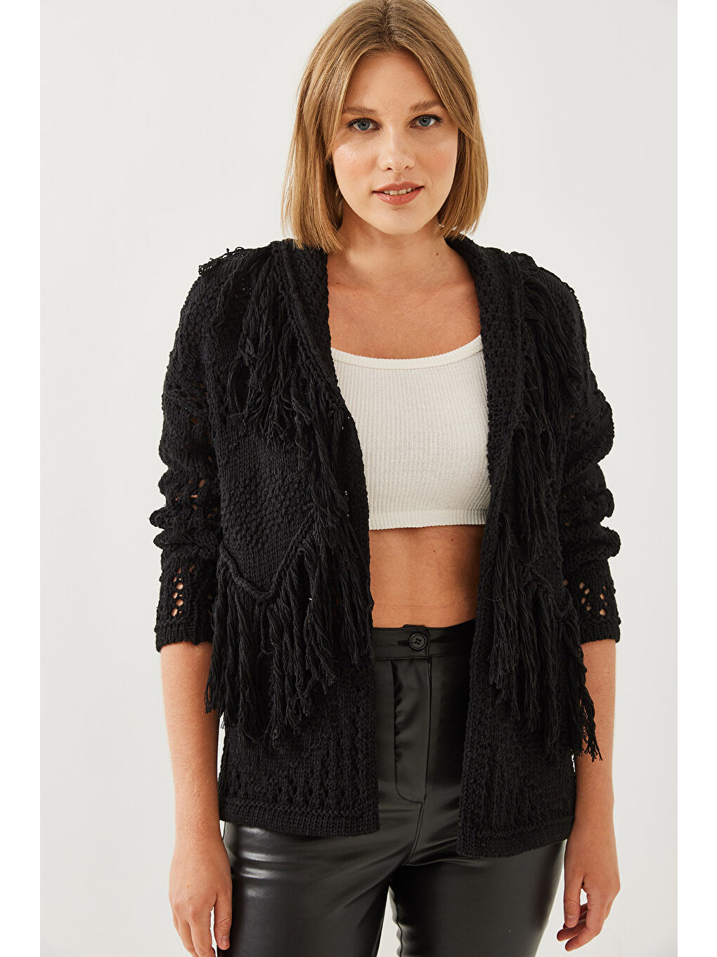 Siyah Kadın Saçaklı Triko Hırka-3