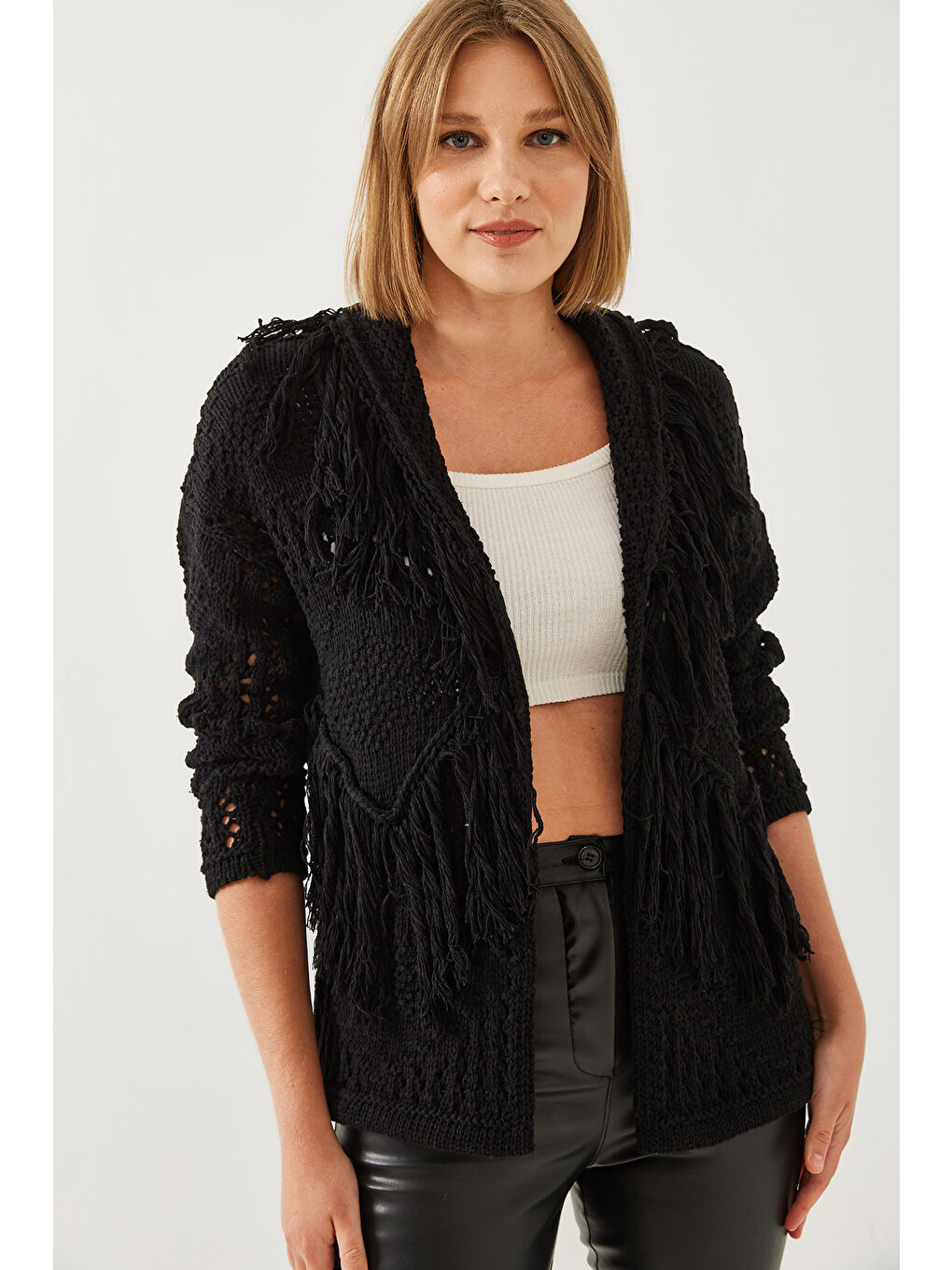 Siyah Kadın Saçaklı Triko Hırka-5