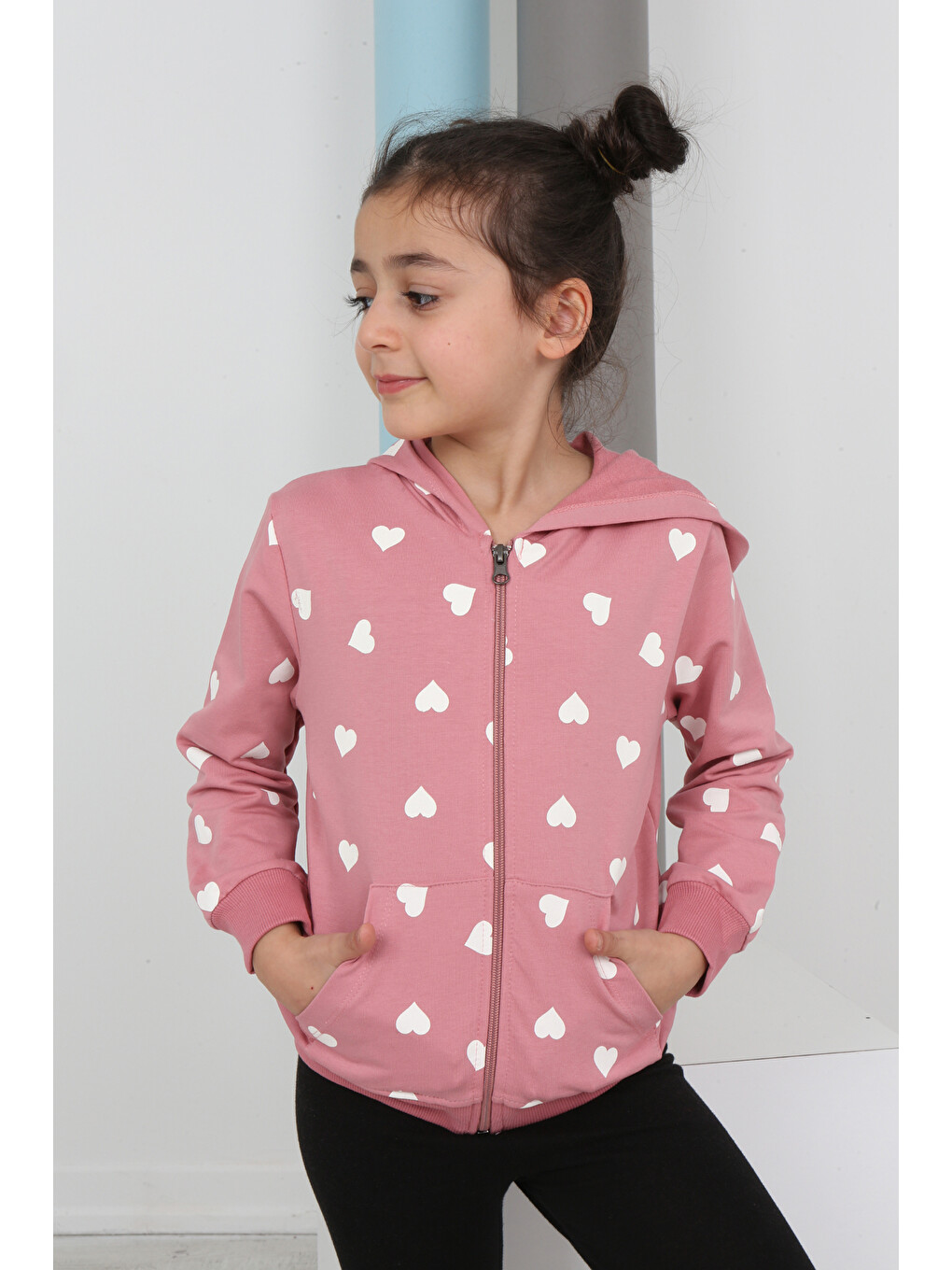 Pembe Kız Çocuk Komple Kalpli Baskılı Fermuarlı Sweatshırt
