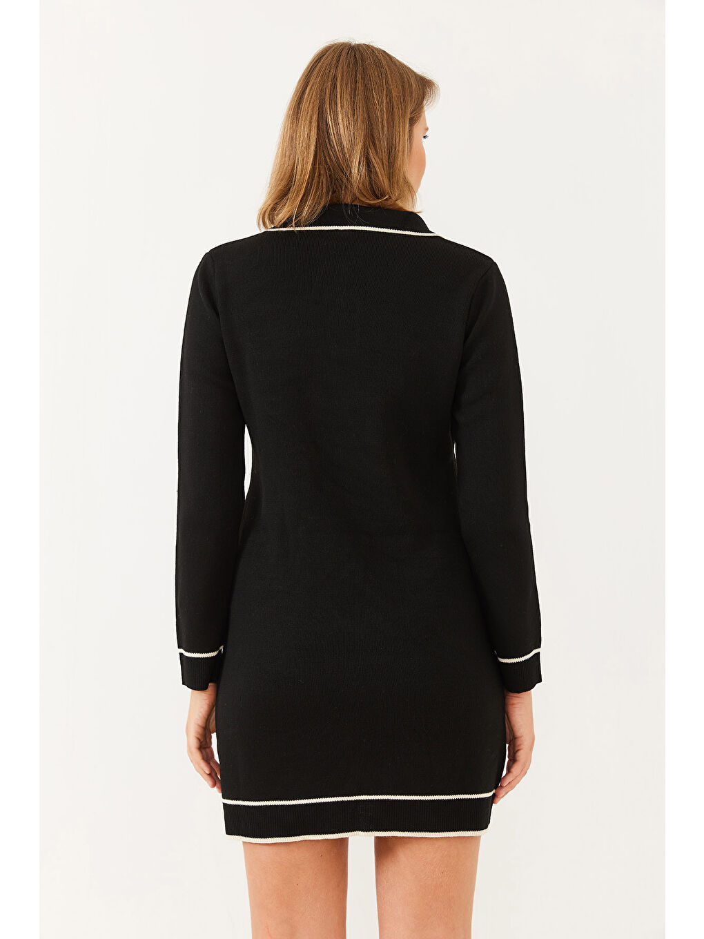 Siyah Kadın Gömlek Yaka Düğme ve Cep Detaylı Uzun Kollu Mini Triko Elbise-4