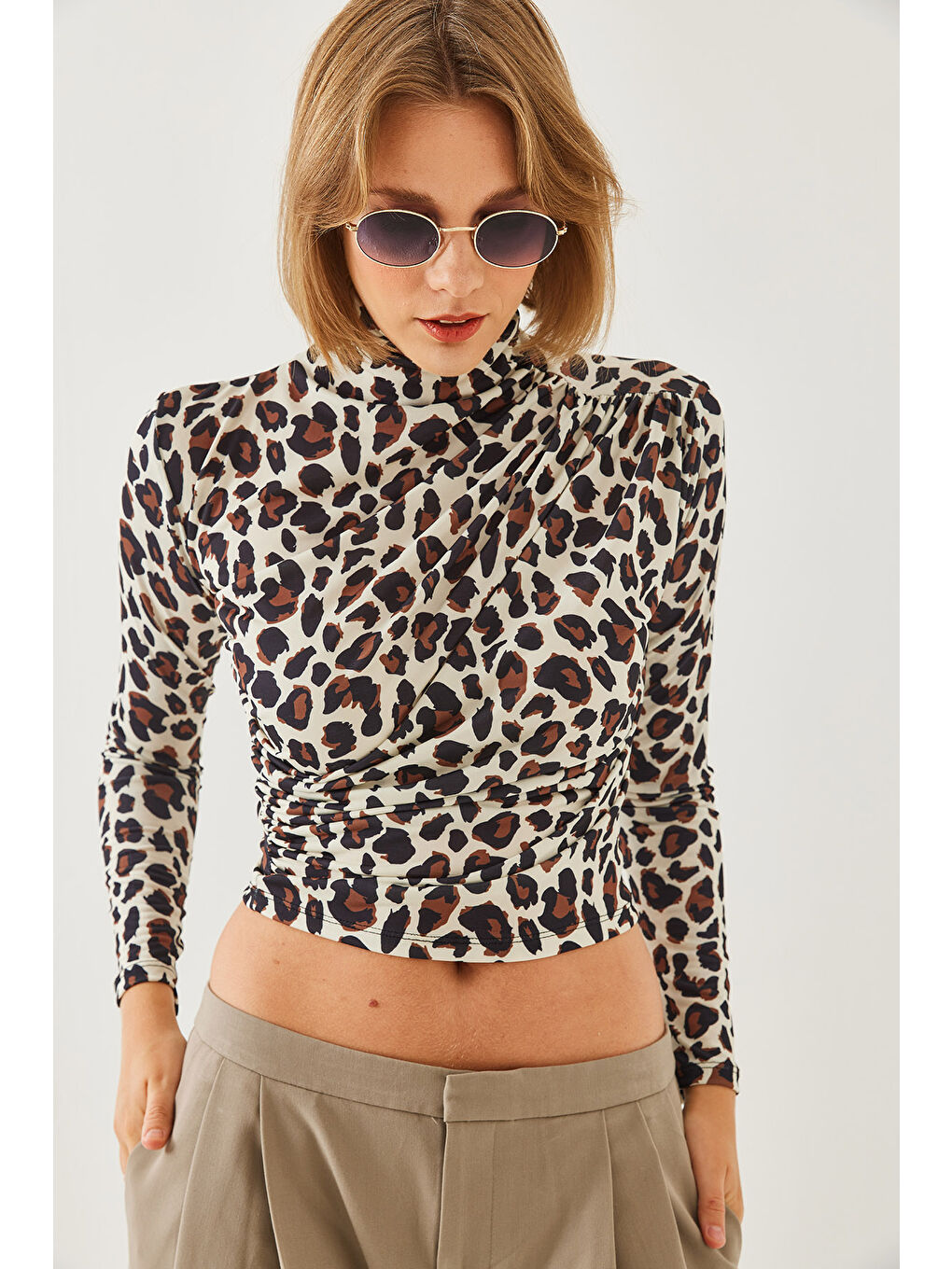 Bej Kadın Balıkçı Yaka Desenli Bluz --6