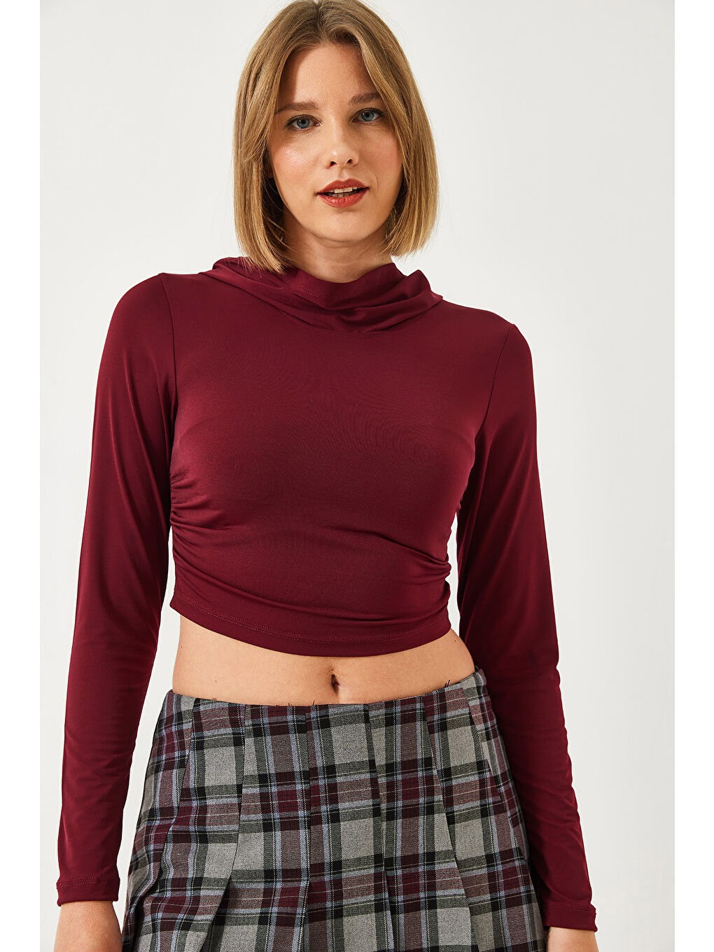 Bordo Kadın Kapüşonlu Candy Kumaş Crop Bluz-2