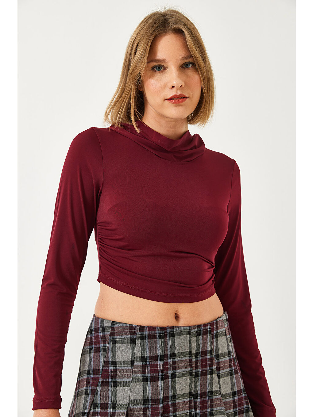 Bordo Kadın Kapüşonlu Candy Kumaş Crop Bluz-4
