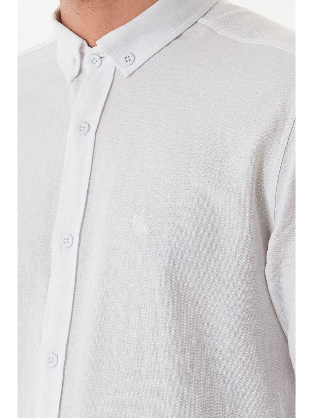 Beyaz Basic Düğmeli Gömlek-4