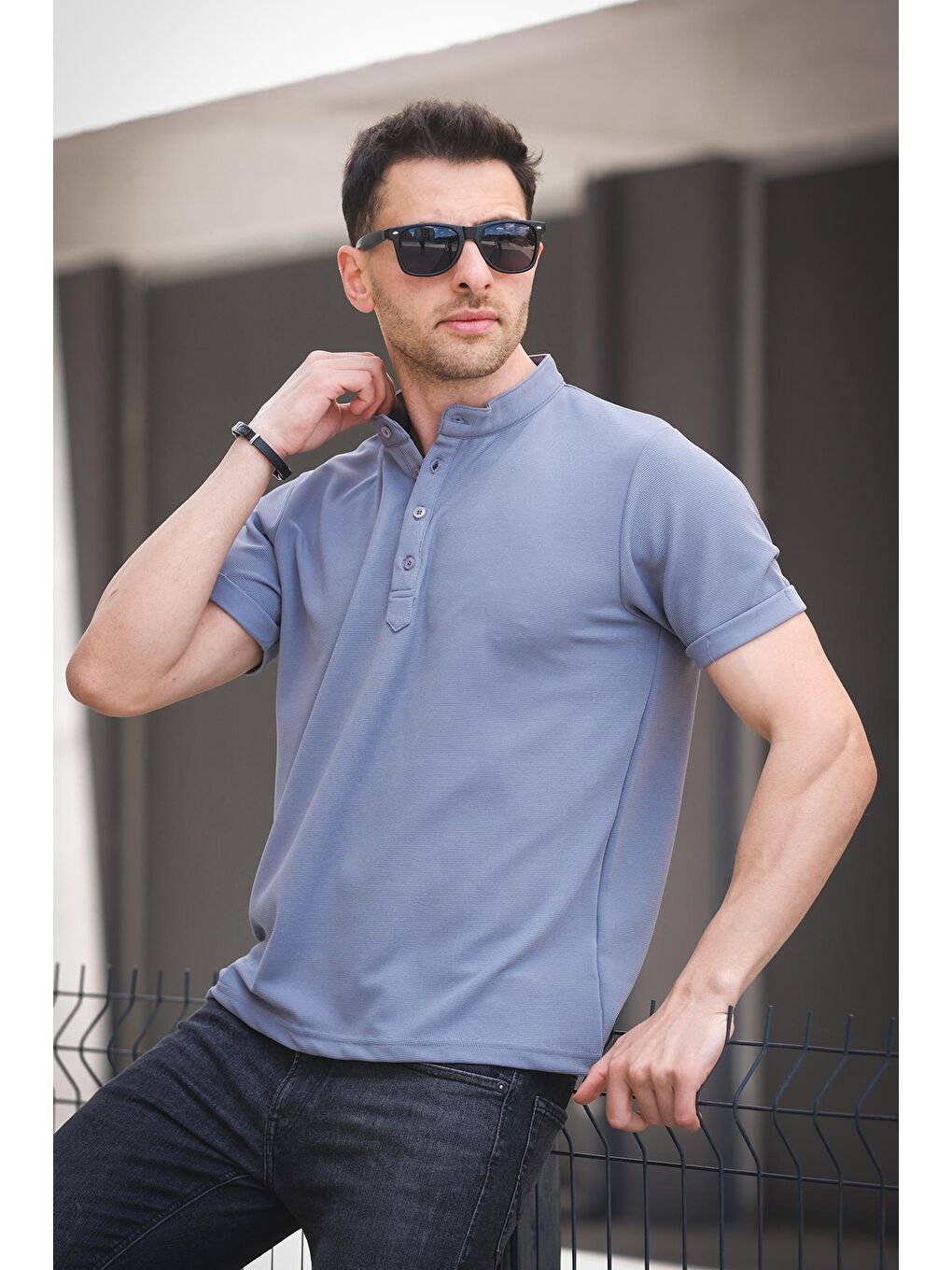 Mavi Cole Slim Fit Esnek Elastanlı Yarım Düğmeli Kısa Kol Hakim Yaka Erkek Tişört-2